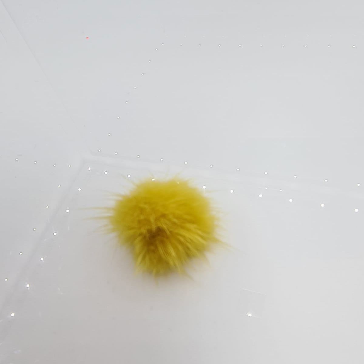 Fluffy Pom Poms (Multiple Colours)