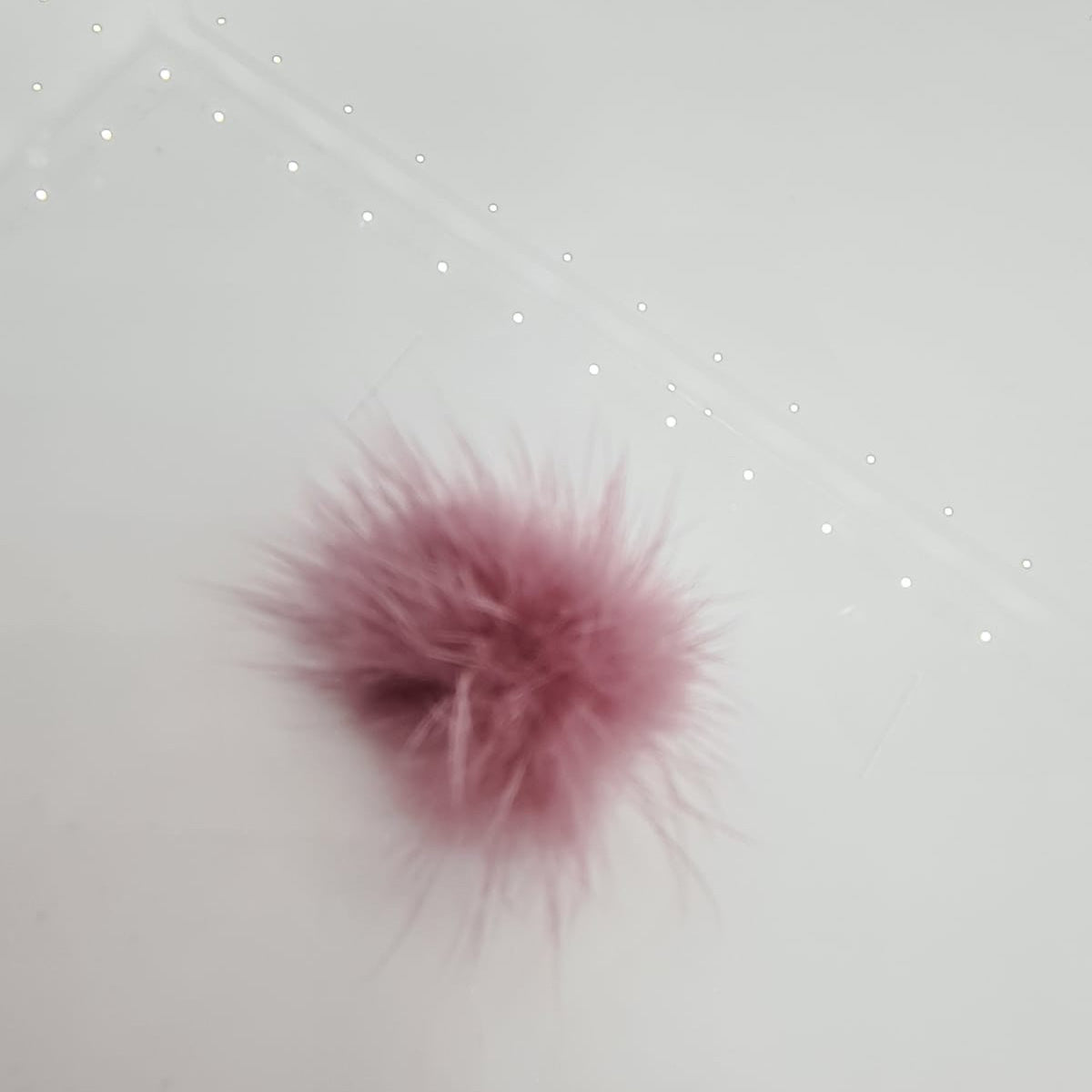 Fluffy Pom Poms (Multiple Colours)